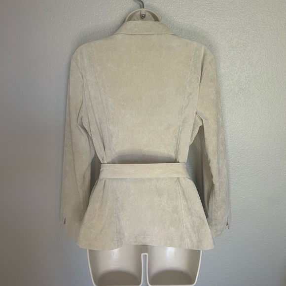Christopher Banks cream colored, lightweight corduroy shirt jacket size LP - Picture 3 of 8